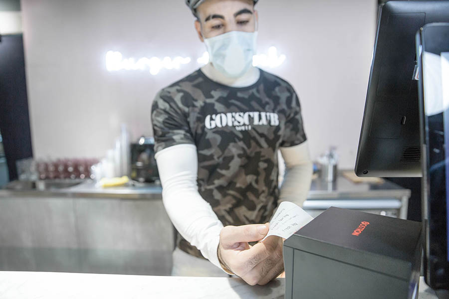 09 Kitchen Display System-1